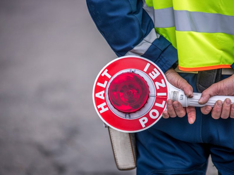Die Thüringer Polizei ist fassungslos. Einmal mehr brachten viele Autofahrer mit ihrem verhalten die Beamten zum Kopfschütteln.