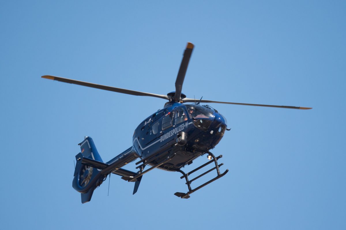 Schreckmoment in Weimar! Ein Siebenjähriger hat für einen großen Polizei-Einsatz gesorgt. Auch ein Hubschrauber war dabei.