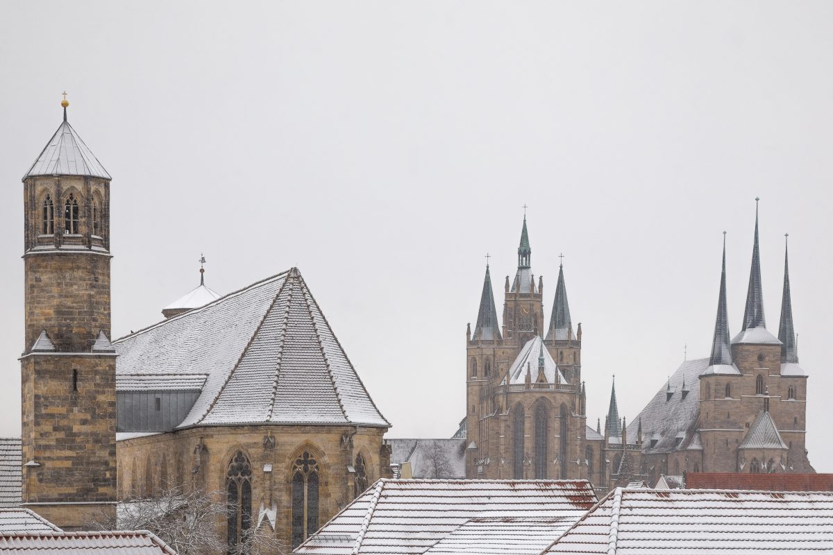 Das Frühwinter-Wetter in Thüringen schlägt heftig ein. Am Wochenende knistert es vor Kälte und es könnte Neuschnee fallen. (Symbolbild)