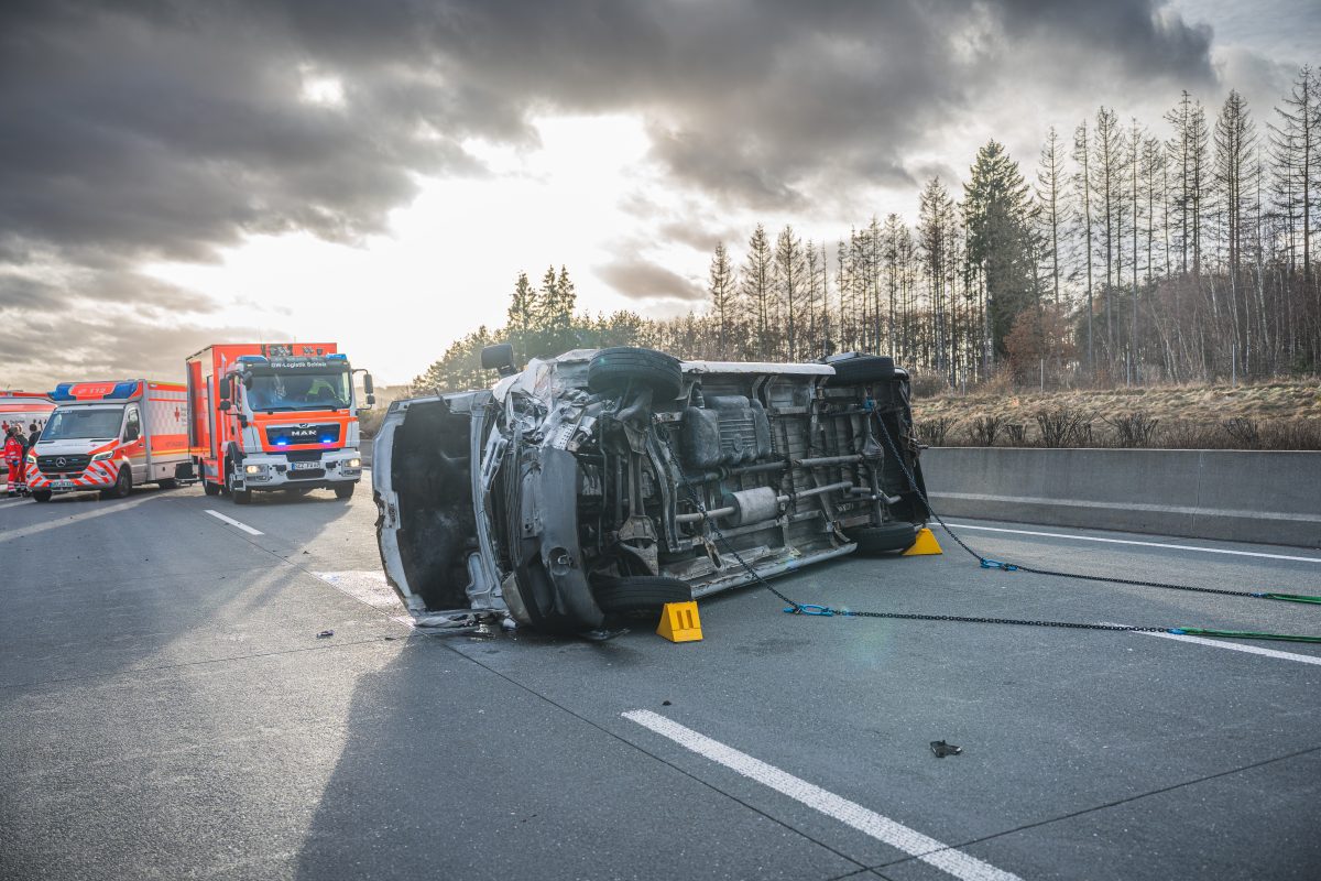 Schwerer Unfall auf der A9 in Thüringen!