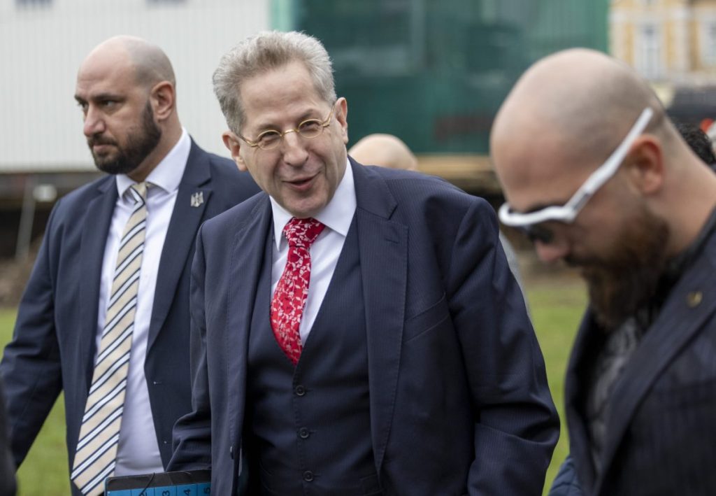 Maaßen und die CDU - das ist Geschichte. Nun will der frühere Präsident des Verfassungsschutzes mit der Partei Werteunion selbst Politik machen. Doch das Feld rechts von der Union ist umkämpft.