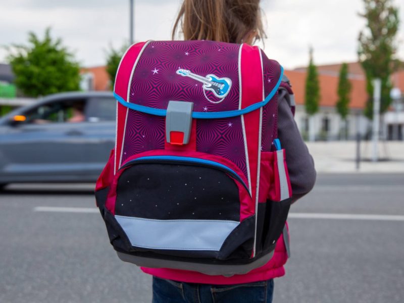 Ein Kind einer Erfurter Grundschule soll auf dem Heimweg von einem Triebtäter sexuell missbraucht worden sein. Inzwischen hat die Polizei einen Verdächtigen!