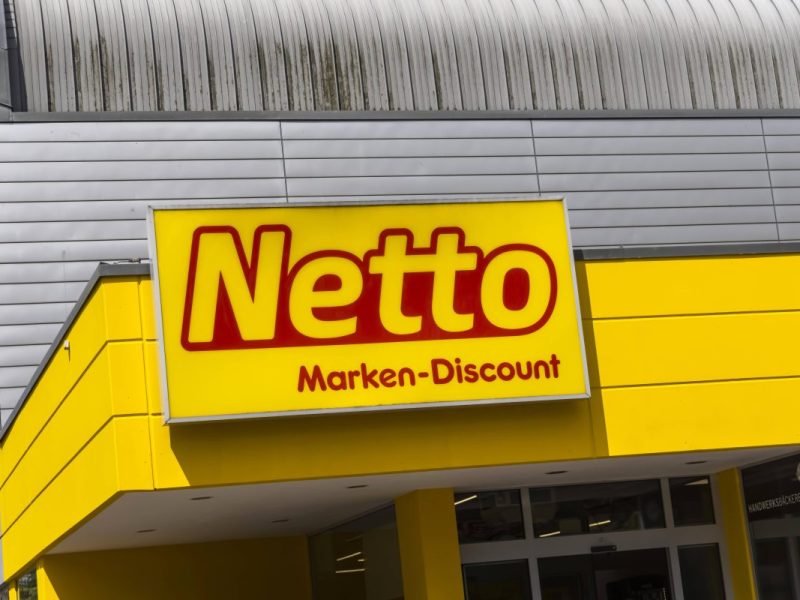Eigentlich will eine Erfurterin nur Leergut zurückgeben. Aber eine Bekanntschaft am Pfandautomaten endet für sie schmerzhaft.