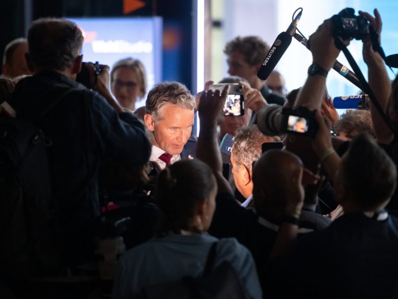 Thüringen-Wahl: 20 Jahre rechtsextreme Tendenzen – Studie enthüllt brisante Details zur AfD-Wählerschaft!