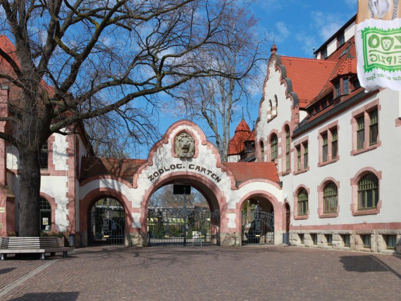 Der Eingangsbereich vom Zoo Leipzig (Symbolbild)