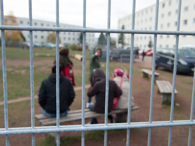 Erstmals trafen sich Vertreter der Kirchen mit der neuen Thüringer Landesregierung zum Gespräch. Dabei kam auch das Thema Migration zur Sprache.