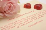 Überhaupt nicht romantisch wird es am Valentinstag in einer Stadt in Thüringen. (Symbolbild)