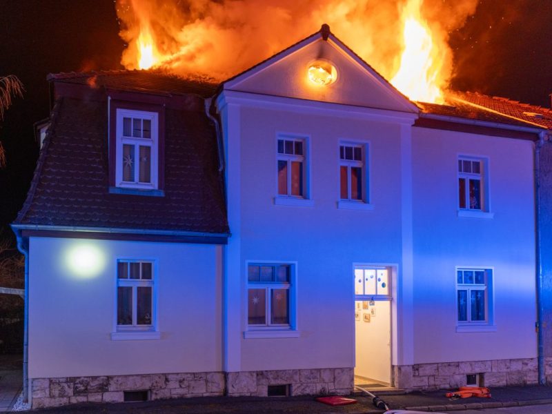 Thüringen: Todes-Drama nach Flammen-Inferno – Einsatzkräfte finden Leiche
